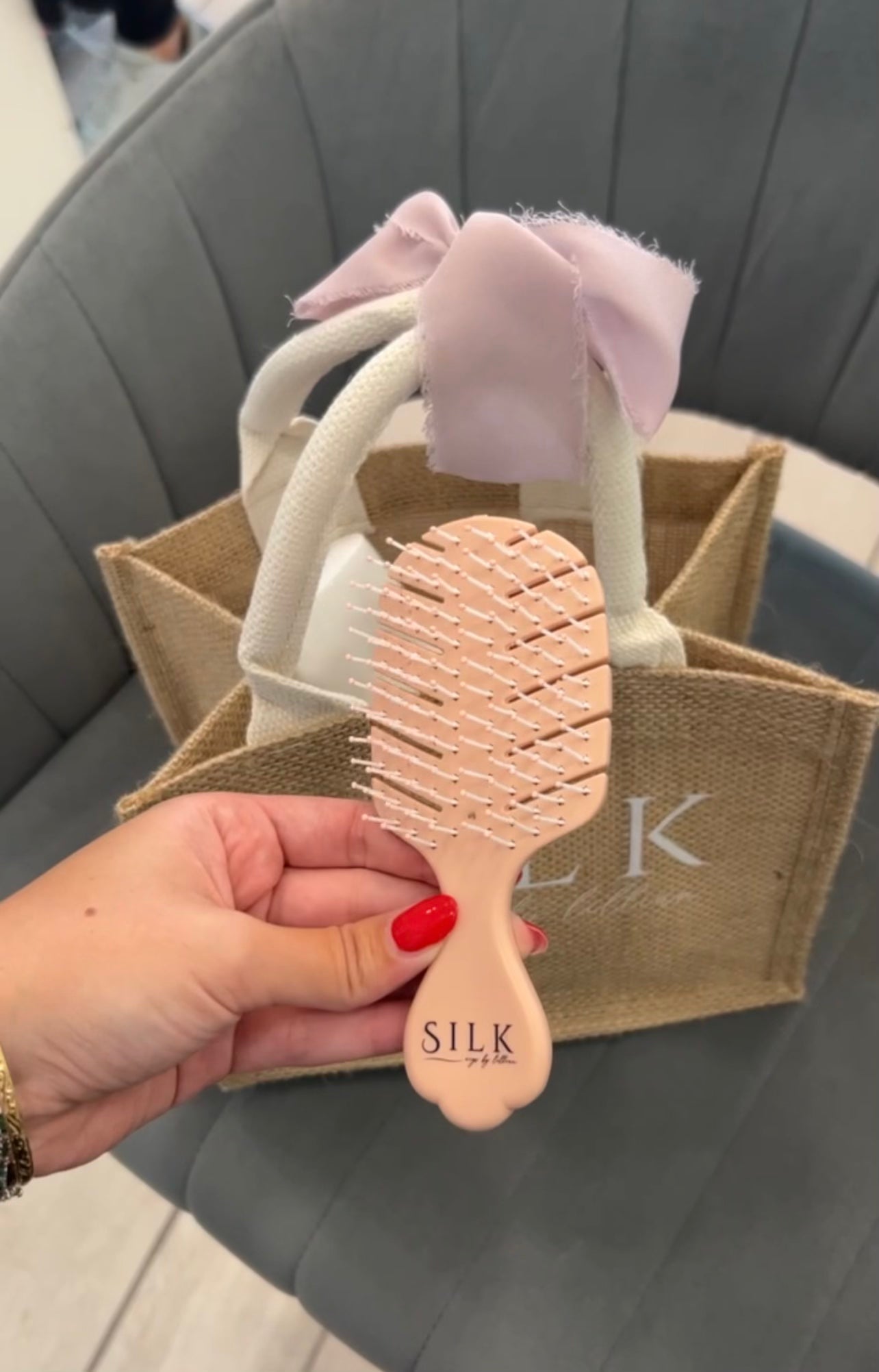 Silk Mini Pocket Brush